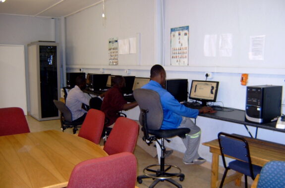 SAMSUNG TECHWIN DIGIMAX-230